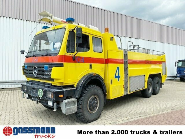 Airport Crashtender RK-12000 - Camion citerne, Équipement aéroportuaire: photos 3 Airport Crashtender RK-12000 - Camion citerne, Équipement aéroportuaire: photos 3