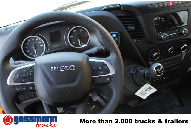 Iveco Daily 70C18H 4x2 mit Kran HMF 340-K3, Funk - Camion benne, Camion grue: photos 2 Iveco Daily 70C18H 4x2 mit Kran HMF 340-K3, Funk - Camion benne, Camion grue: photos 2