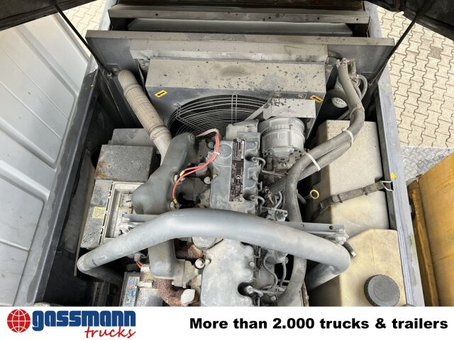 Iveco Trakker AD260T36 6x4, AMV Hubsteiger + - Camion citerne, Camion grue: photos 5 Iveco Trakker AD260T36 6x4, AMV Hubsteiger + - Camion citerne, Camion grue: photos 5