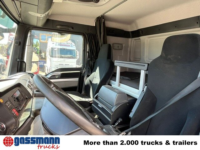 MAN TGS 35.500 8x4-4 BL, Lenk-/Liftachse, Kran HMF - Camion ampliroll, Camion grue: photos 4 MAN TGS 35.500 8x4-4 BL, Lenk-/Liftachse, Kran HMF - Camion ampliroll, Camion grue: photos 4
