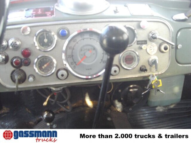 Magirus Deutz MAGIRUS URANUS 250D22 KW 16 Feuerwehr Kranwagen - Camion de pompier, Camion grue: photos 3 Magirus Deutz MAGIRUS URANUS 250D22 KW 16 Feuerwehr Kranwagen - Camion de pompier, Camion grue: photos 3