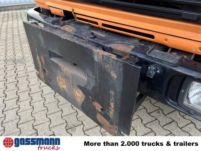 Mercedes-Benz 1617 C 4x2, Winterdienstausstattung - Balayeuse de voirie: photos 5 Mercedes-Benz 1617 C 4x2, Winterdienstausstattung - Balayeuse de voirie: photos 5