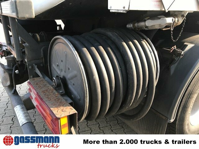 Mercedes-Benz Actros 1841 L 4x2, Esterer Tankaufbau ca. - Camion citerne: photos 4 Mercedes-Benz Actros 1841 L 4x2, Esterer Tankaufbau ca. - Camion citerne: photos 4