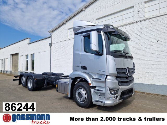 Mercedes-Benz Actros 2553 LL 6x2, Retarder, Liftachse, - Châssis cabine: photos 1 Mercedes-Benz Actros 2553 LL 6x2, Retarder, Liftachse, - Châssis cabine: photos 1