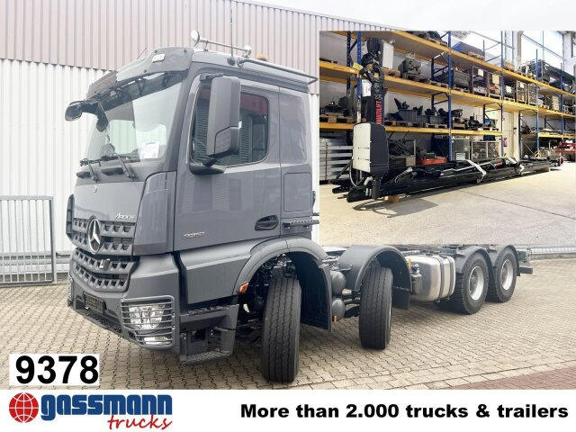 Mercedes-Benz Arocs 3251 L 8x4/4, Motorabtrieb - Camion ampliroll: photos 1 Mercedes-Benz Arocs 3251 L 8x4/4, Motorabtrieb - Camion ampliroll: photos 1
