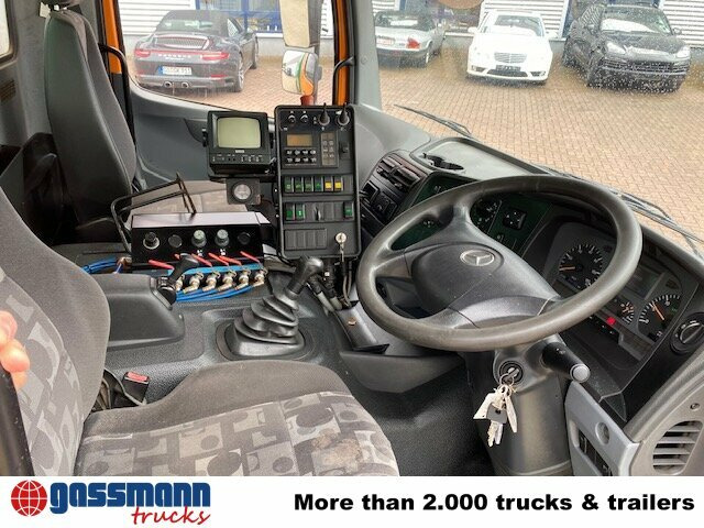 Mercedes-Benz Atego 1524 L 4x2 Kehrmaschine FAUN Viajet - Balayeuse de voirie: photos 2 Mercedes-Benz Atego 1524 L 4x2 Kehrmaschine FAUN Viajet - Balayeuse de voirie: photos 2