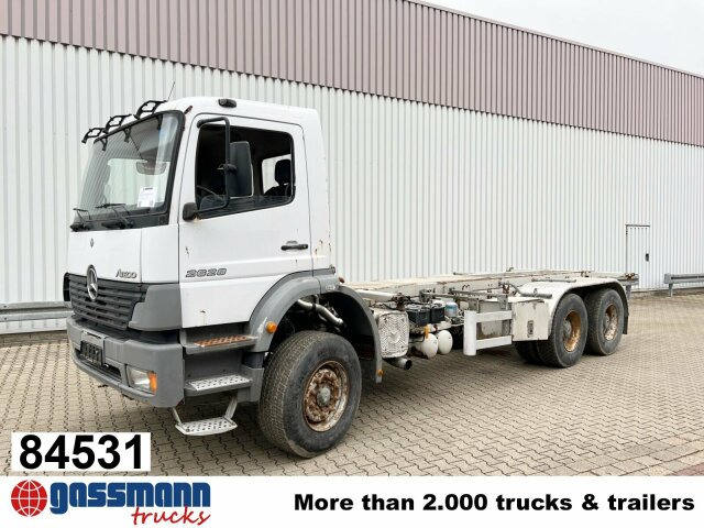 Mercedes-Benz Atego 2628 K 6x4, 6-Zylinder - Camion porte-conteneur/ Caisse mobile: photos 1 Mercedes-Benz Atego 2628 K 6x4, 6-Zylinder - Camion porte-conteneur/ Caisse mobile: photos 1