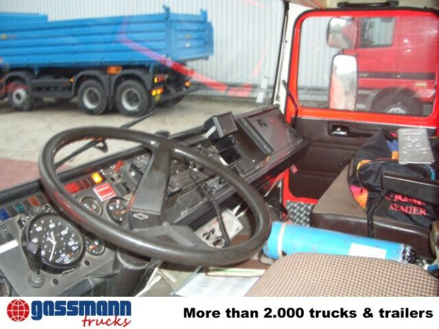 Renault G F231 4x2 - Camion de pompier: photos 4 Renault G F231 4x2 - Camion de pompier: photos 4