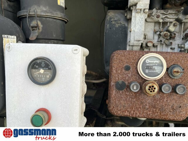 Renault Midliner S170 4x4, 6000l Wassertank - Camion citerne: photos 2 Renault Midliner S170 4x4, 6000l Wassertank - Camion citerne: photos 2