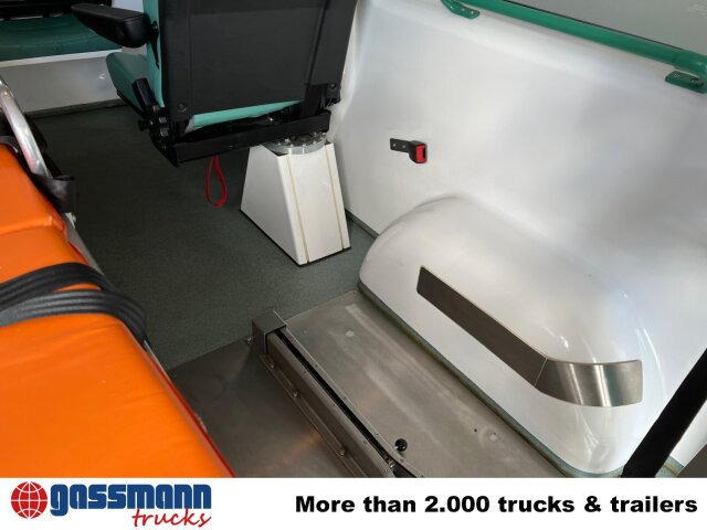 Ambulance Renault Trafik 2.0 dCi115 4x2, Krankentransporter: photos 13