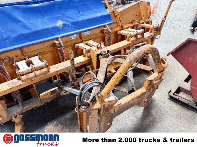 Schmidt MF 3.3 Schneepflug - Lame à neige: photos 3 Schmidt MF 3.3 Schneepflug - Lame à neige: photos 3