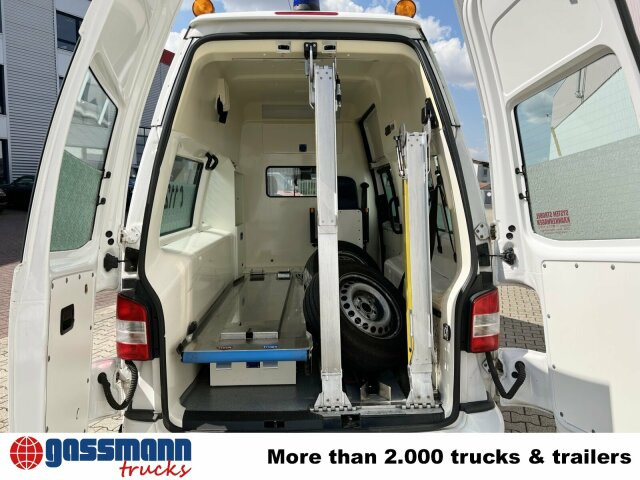 Ambulance Volkswagen T5 2.0 TDI 4x2, Krankenwagen: photos 12