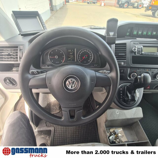 Volkswagen T5 2.0 TDI, Krankenwagen - Ambulance: photos 4 Volkswagen T5 2.0 TDI, Krankenwagen - Ambulance: photos 4