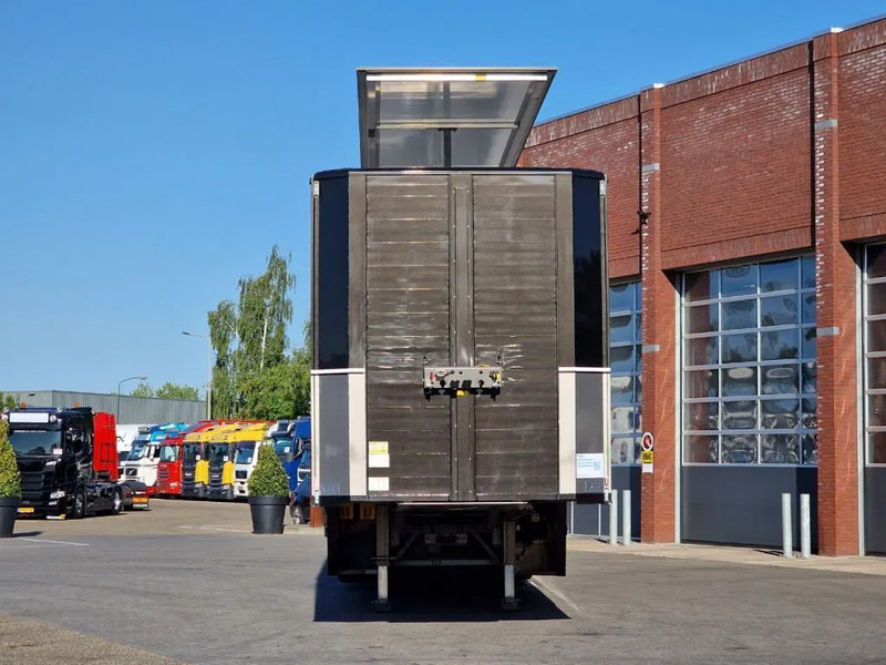 Berdex 3 Stock / Semi-closed temperature controlled Livestock trailer - Water & Ventilation - Type 2 - Semi-remorque bétaillère: photos 3 Berdex 3 Stock / Semi-closed temperature controlled Livestock trailer - Water & Ventilation - Type 2 - Semi-remorque bétaillère: photos 3