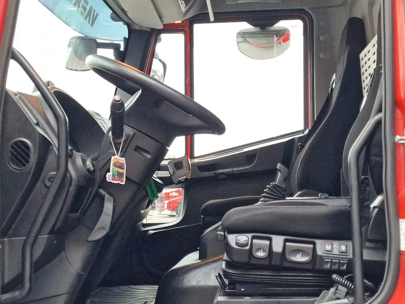 Camion fourgon Iveco EuroCargo 160 210 - Isotherm box - Zepro loadlift - Low KM - Airco - Camera: photos 12