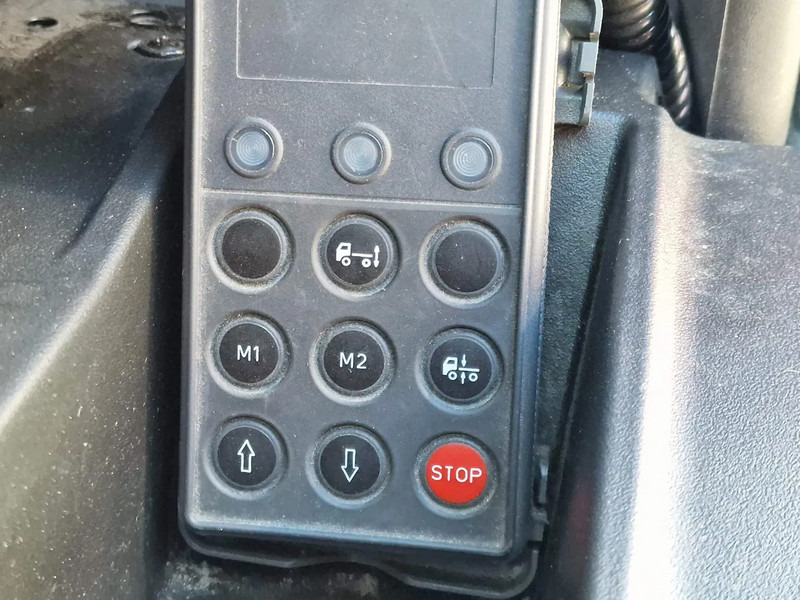 Camion fourgon Iveco Eurocargo 75-190 Isotherm box - Zepro loadlift - Low KM - Airco - Euro 6 - Camera: photos 13 Camion fourgon Iveco Eurocargo 75-190 Isotherm box - Zepro loadlift - Low KM - Airco - Euro 6 - Camera: photos 13