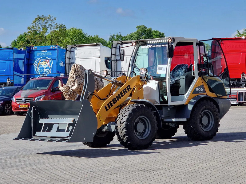 Liebherr L506 compact - New - Bucket + pallet forks - 46 KW - Chargeuse sur pneus: photos 3 Liebherr L506 compact - New - Bucket + pallet forks - 46 KW - Chargeuse sur pneus: photos 3