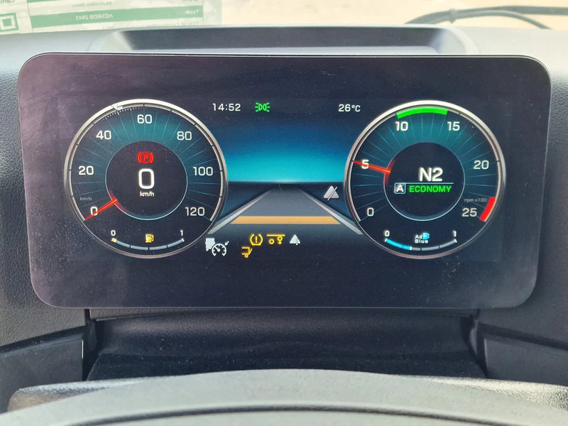 Camion fourgon Mercedes-Benz Actros 2545 6x2*4 - Box with sidedoors - Loadlift - Steering axle - Full air - Camera: photos 15 Camion fourgon Mercedes-Benz Actros 2545 6x2*4 - Box with sidedoors - Loadlift - Steering axle - Full air - Camera: photos 15