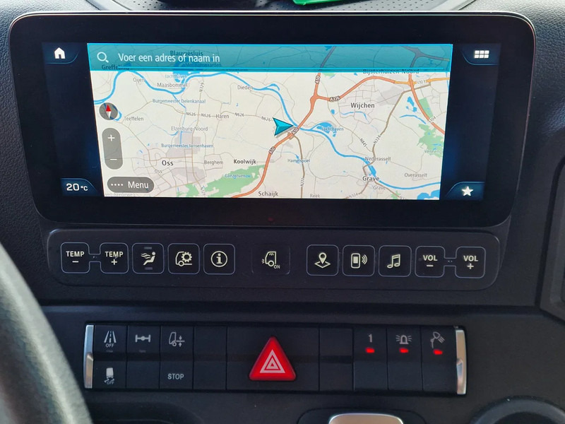 Camion fourgon Mercedes-Benz Actros 2545 6x2*4 - Box with sidedoors - Loadlift - Steering axle - Full air - Camera: photos 19 Camion fourgon Mercedes-Benz Actros 2545 6x2*4 - Box with sidedoors - Loadlift - Steering axle - Full air - Camera: photos 19