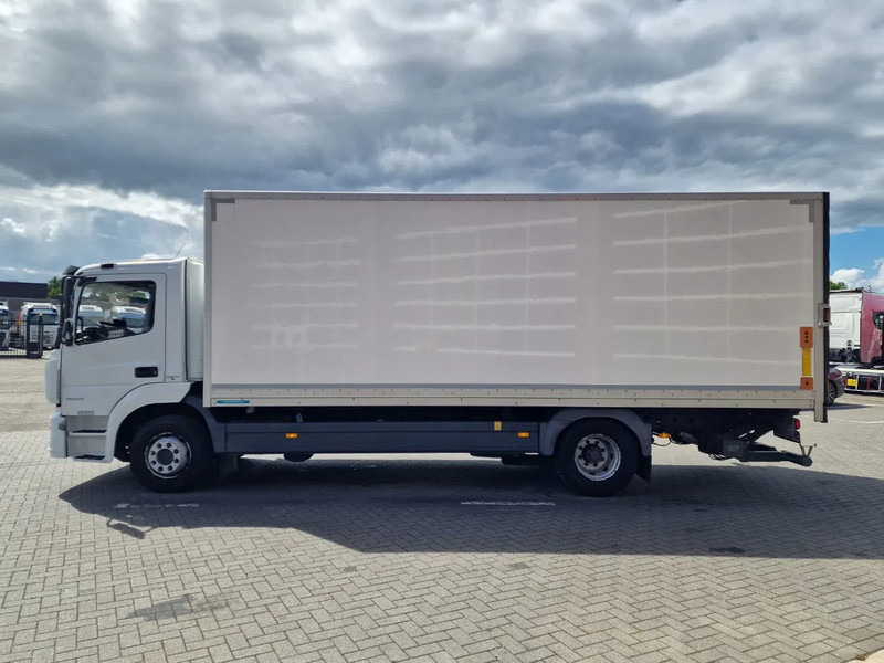 Mercedes-Benz Atego 4x2 - 170 KW/230PS - Box - Zepro loadlift - Euro 6 - Camion fourgon: photos 4 Mercedes-Benz Atego 4x2 - 170 KW/230PS - Box - Zepro loadlift - Euro 6 - Camion fourgon: photos 4