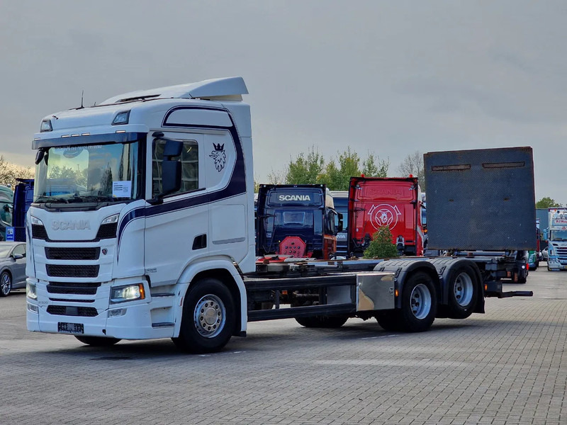 Scania R500 NGS 6x2 - Chassis - 4.95 WB - Loadlift - Retarder - Full air - Navi - Led - Châssis cabine: photos 5 Scania R500 NGS 6x2 - Chassis - 4.95 WB - Loadlift - Retarder - Full air - Navi - Led - Châssis cabine: photos 5