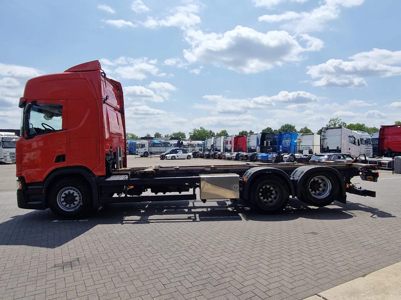 Scania R500 NGS Highline 6x2 - BDF - 495 WB - Retarder - Full air - Camion porte-conteneur/ Caisse mobile: photos 3 Scania R500 NGS Highline 6x2 - BDF - 495 WB - Retarder - Full air - Camion porte-conteneur/ Caisse mobile: photos 3