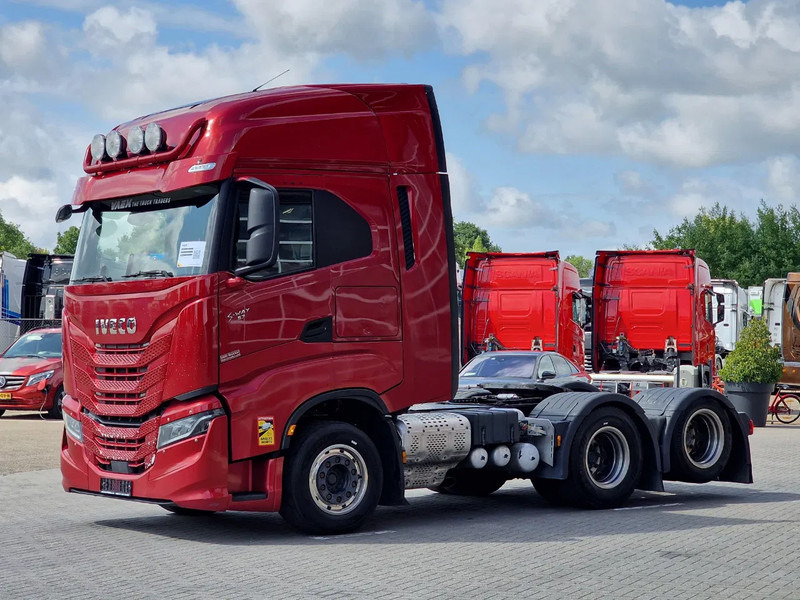 Iveco S-WAY 570 6x2 - Retarder - Full air - 3.20 WB - Navi - Tracteur routier: photos 3 Iveco S-WAY 570 6x2 - Retarder - Full air - 3.20 WB - Navi - Tracteur routier: photos 3