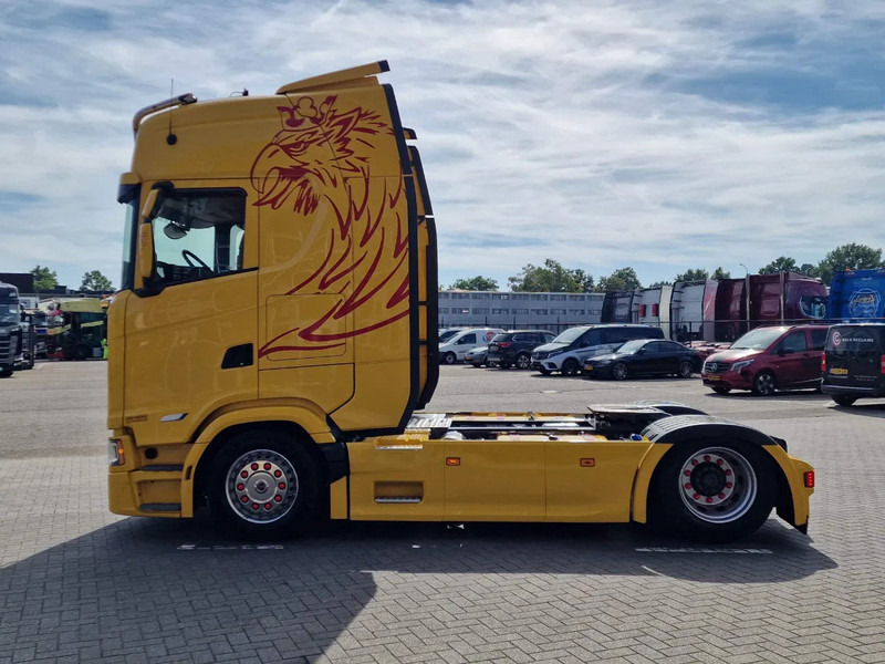 Scania 500S NGS Highline 4x2 - Only 38Tkm - Full spec - Retarder - Full air - Night clima - Tracteur routier: photos 4 Scania 500S NGS Highline 4x2 - Only 38Tkm - Full spec - Retarder - Full air - Night clima - Tracteur routier: photos 4