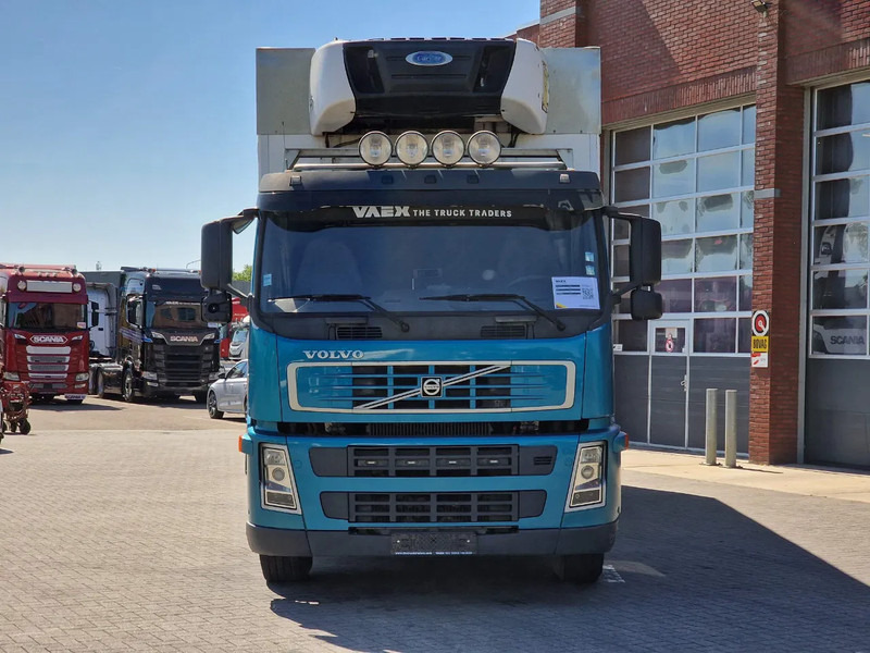Volvo FM 12.380 4x2 - Frigo Carrier Supra - Loadlift - Hooks/Rohrbahnen/Vleeshang - Camion frigorifique: photos 2 Volvo FM 12.380 4x2 - Frigo Carrier Supra - Loadlift - Hooks/Rohrbahnen/Vleeshang - Camion frigorifique: photos 2