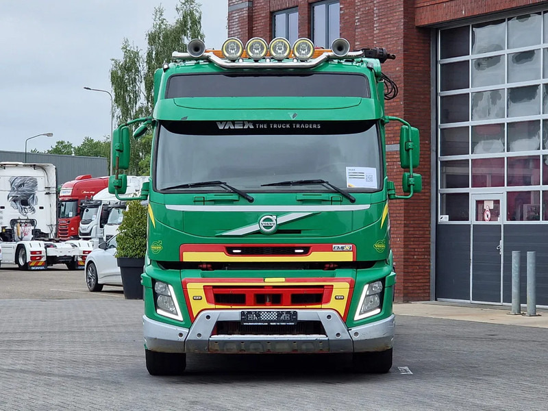 Volvo FMX 500 8x4*4 - HMF 2820 K5 Crane - Sawo Cable system - 3 sides Tipping - Euro 6 - Camion - système de câble, Camion grue: photos 3 Volvo FMX 500 8x4*4 - HMF 2820 K5 Crane - Sawo Cable system - 3 sides Tipping - Euro 6 - Camion - système de câble, Camion grue: photos 3
