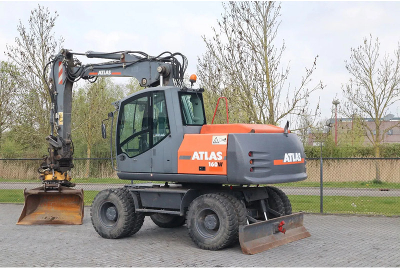 Atlas 160W | ROTOTILT | GRIPPER | BUCKET | DOZER BLADE - Pelle sur pneus: photos 3 Atlas 160W | ROTOTILT | GRIPPER | BUCKET | DOZER BLADE - Pelle sur pneus: photos 3