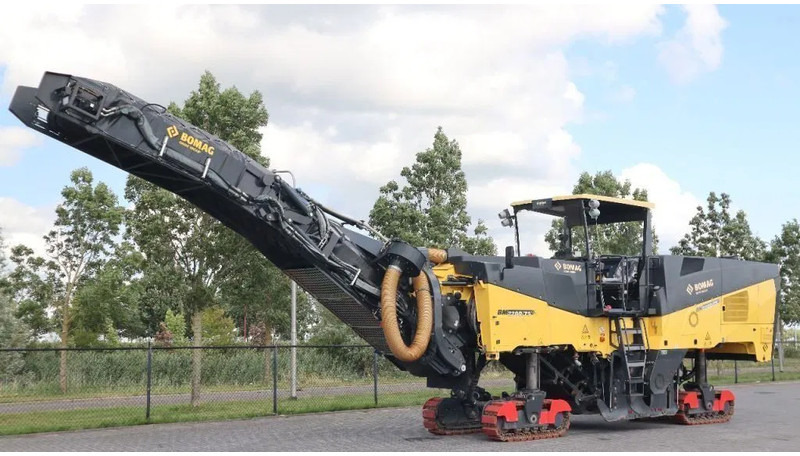 Bomag BM 2200/75 | COLD PLANER | NEW CONDITION! - Travaux routiers: photos 3 Bomag BM 2200/75 | COLD PLANER | NEW CONDITION! - Travaux routiers: photos 3