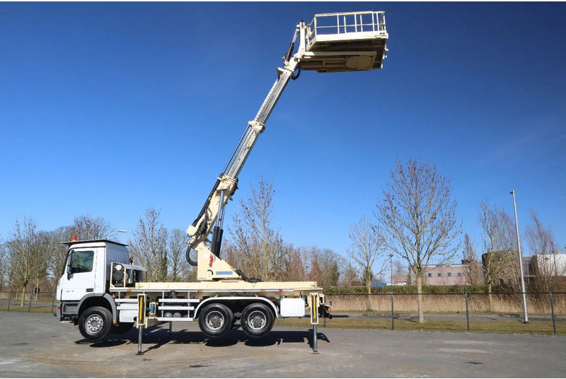 Mercedes-Benz Actros 2636 6X4 | TUNNEL PLATFORM | REMOTE DRIVING - Camion: photos 3 Mercedes-Benz Actros 2636 6X4 | TUNNEL PLATFORM | REMOTE DRIVING - Camion: photos 3