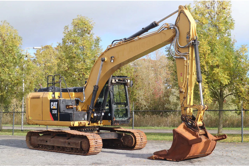 Caterpillar 323EL | 323 EL | BUCKET | QUICK COUPLER - Pelle sur chenille: photos 5 Caterpillar 323EL | 323 EL | BUCKET | QUICK COUPLER - Pelle sur chenille: photos 5