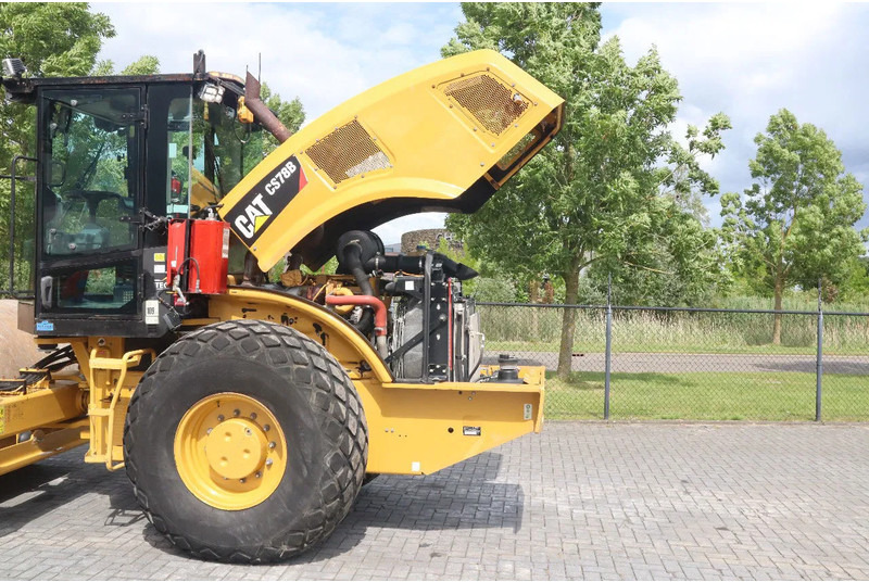 Compacteur Caterpillar CS78B | TRIMBLE GPS | GOOD CONDITION: photos 11