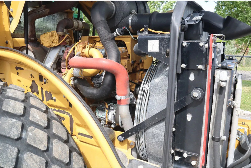 Compacteur Caterpillar CS78B | TRIMBLE GPS | GOOD CONDITION: photos 12