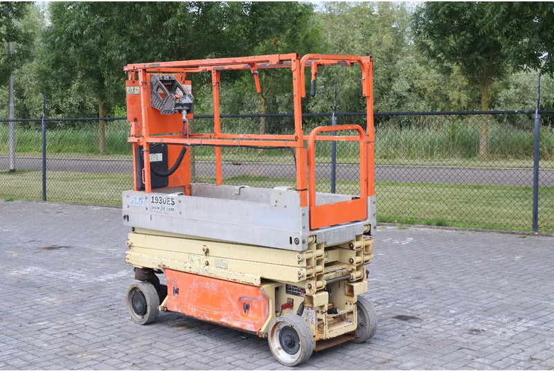 JLG 1930 ES | 7.7 METER | 230 KG - Nacelle ciseaux: photos 3 JLG 1930 ES | 7.7 METER | 230 KG - Nacelle ciseaux: photos 3
