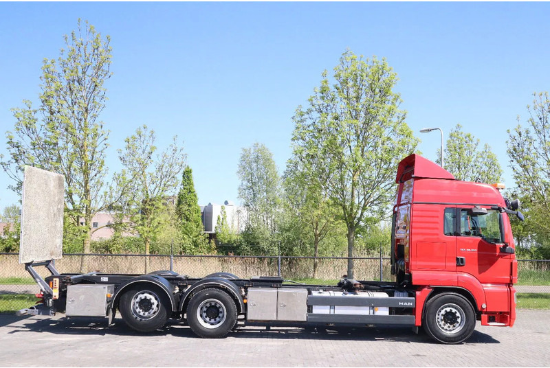 MAN TGS 26.360 | 6X2 | BDF | ONLY 80.000 KM! | EURO 5 - Châssis cabine: photos 3 MAN TGS 26.360 | 6X2 | BDF | ONLY 80.000 KM! | EURO 5 - Châssis cabine: photos 3