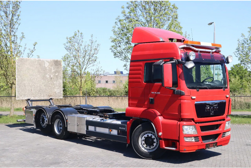 MAN TGS 26.360 | 6X2 | BDF | ONLY 80.000 KM! | EURO 5 - Camion porte-conteneur/ Caisse mobile: photos 2 MAN TGS 26.360 | 6X2 | BDF | ONLY 80.000 KM! | EURO 5 - Camion porte-conteneur/ Caisse mobile: photos 2
