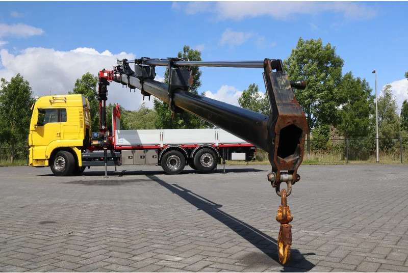 MAN TGS 26.500 | 6X2*4 | HMF 2820 K6 | KRAN / CRANE - Camion grue: photos 2 MAN TGS 26.500 | 6X2*4 | HMF 2820 K6 | KRAN / CRANE - Camion grue: photos 2