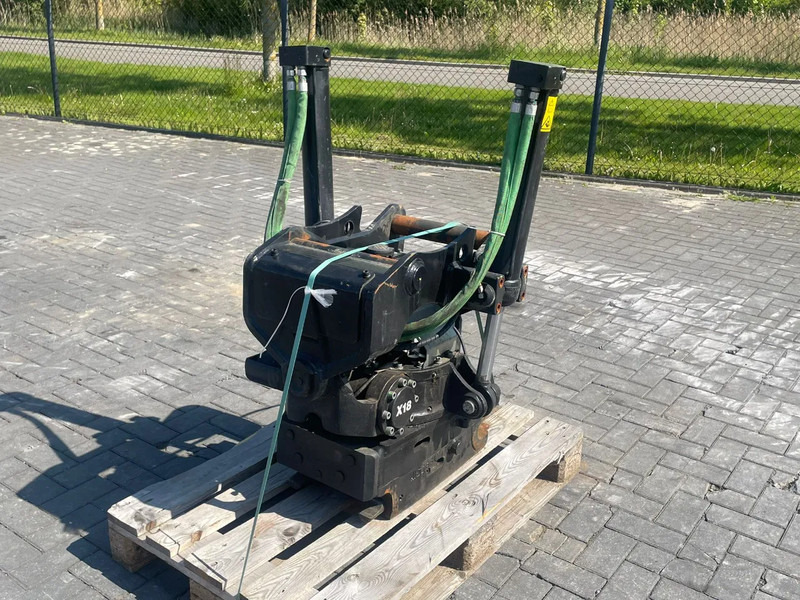 STEELWRIST X18 SQ60-5 | S60 | OILQUICK SYSTEM | CLS - Tiltrotator pour Engins de chantier: photos 1 STEELWRIST X18 SQ60-5 | S60 | OILQUICK SYSTEM | CLS - Tiltrotator pour Engins de chantier: photos 1