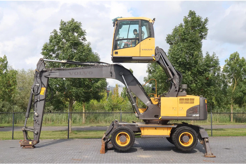 Volvo EC160 C | QUICK COUPLER | ELEVATING CABIN | UMSCHLAG - Pelle de manutention: photos 1 Volvo EC160 C | QUICK COUPLER | ELEVATING CABIN | UMSCHLAG - Pelle de manutention: photos 1