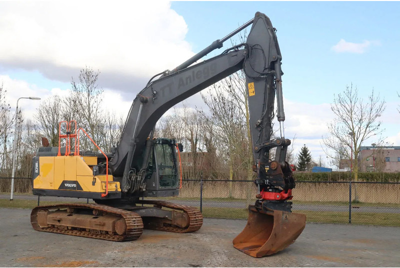Volvo EC250EL | EC 250 EL | ROTOTILT | BUCKET - Pelle sur chenille: photos 5 Volvo EC250EL | EC 250 EL | ROTOTILT | BUCKET - Pelle sur chenille: photos 5