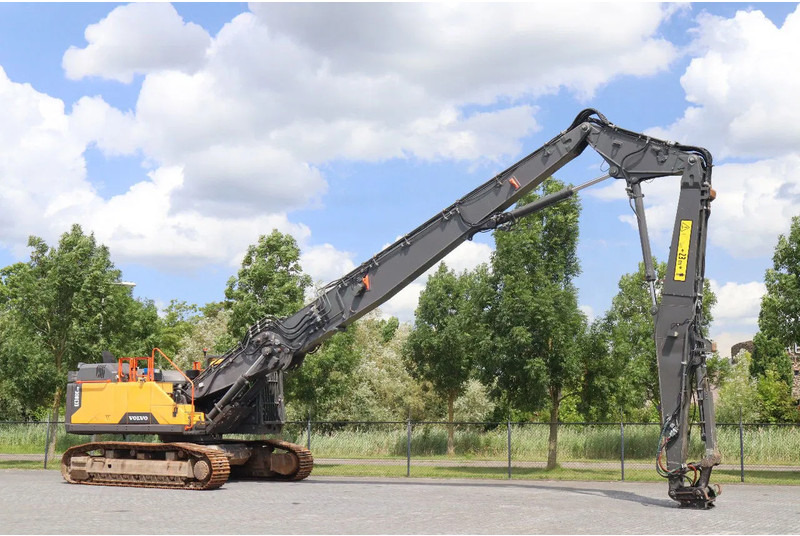Volvo EC380EHR | EC380E HR | 23M BOOM | OILQUICK | MAGNET | DEMOLITION - Pelle sur chenille: photos 5 Volvo EC380EHR | EC380E HR | 23M BOOM | OILQUICK | MAGNET | DEMOLITION - Pelle sur chenille: photos 5