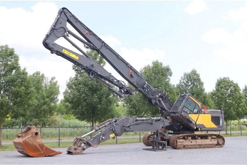 Volvo EC380EHR | EC380E HR | 23M BOOM | OILQUICK | MAGNET | DEMOLITION - Pelle sur chenille: photos 2 Volvo EC380EHR | EC380E HR | 23M BOOM | OILQUICK | MAGNET | DEMOLITION - Pelle sur chenille: photos 2