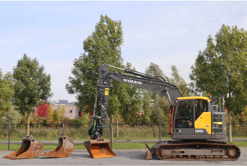 Volvo ECR145E | ECR145 EL | TILTROTATOR | 3X BUCKET | DIG ASSIST | DOZER - Pelle sur chenille: photos 1 Volvo ECR145E | ECR145 EL | TILTROTATOR | 3X BUCKET | DIG ASSIST | DOZER - Pelle sur chenille: photos 1