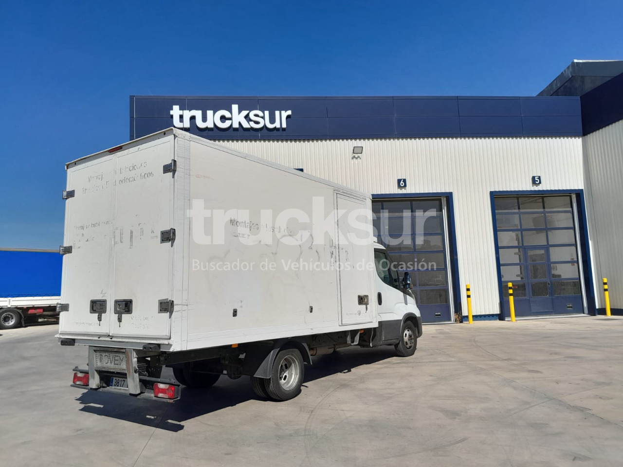 IVECO 35C16 GV - Fourgon grand volume: photos 3 IVECO 35C16 GV - Fourgon grand volume: photos 3