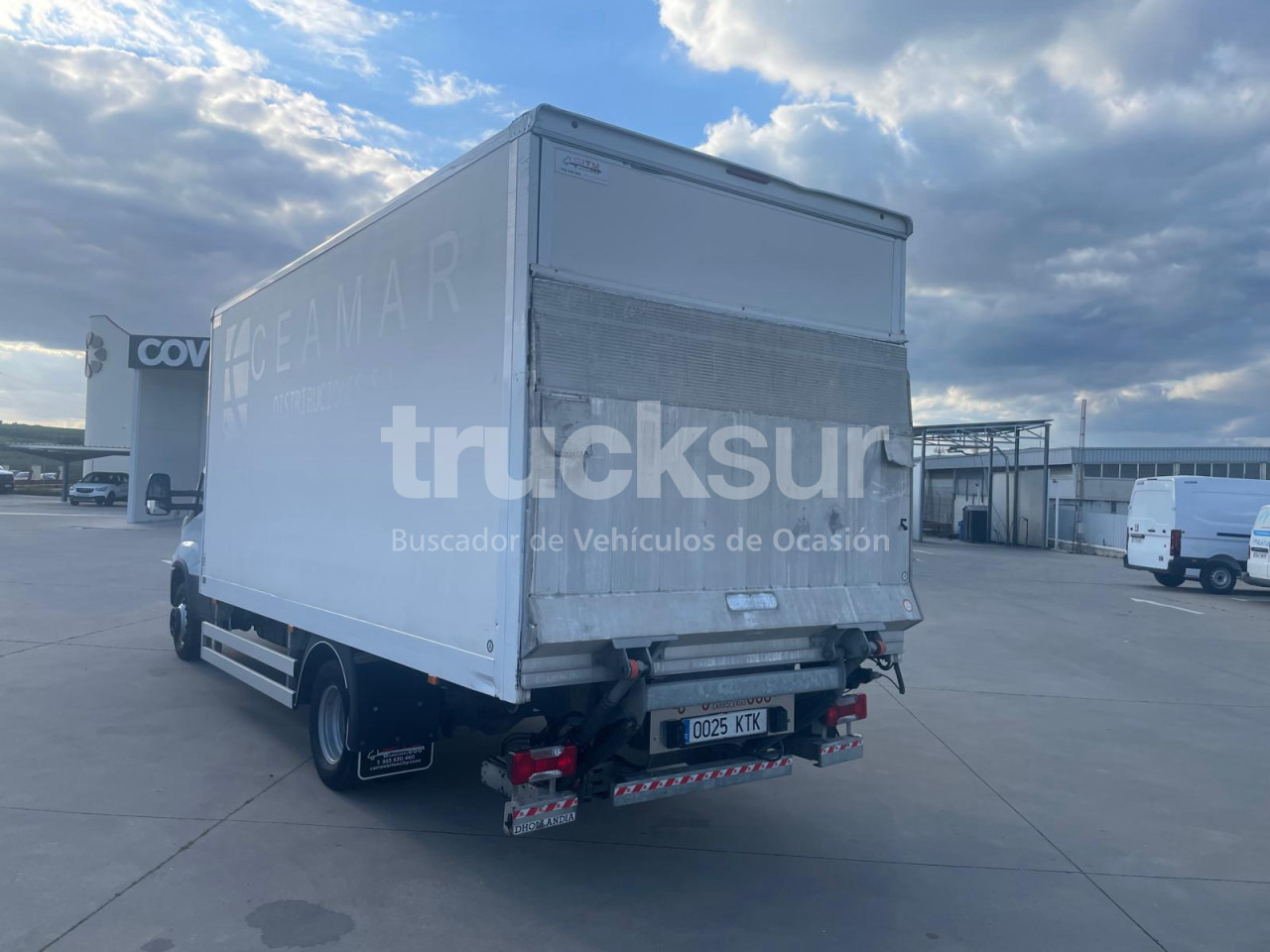 IVECO 72C18 P/E - Camion fourgon: photos 3 IVECO 72C18 P/E - Camion fourgon: photos 3