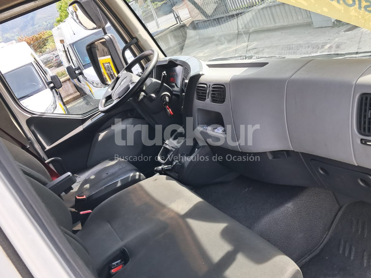 Camion à rideaux coulissants RENAULT D 12.210 SEMITAULINER: photos 6