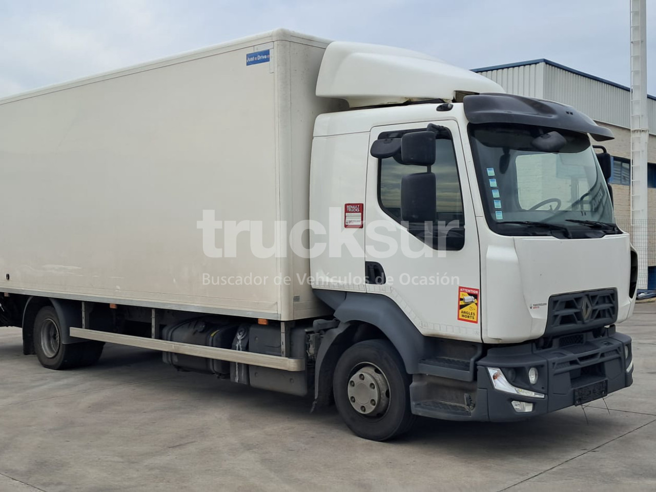 RENAULT D12.240 - Camion fourgon: photos 2 RENAULT D12.240 - Camion fourgon: photos 2